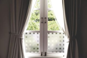 Technosmart – | 45x150 cm | Modern Kare Desenli Statik Cam Kaplama Folyo | Mutfak Ofis Banyo Pencere